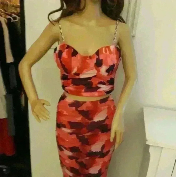 Forever 21 sexy party/cocktail wedding set new in excellent  condition S M - Picture 2 of 6
